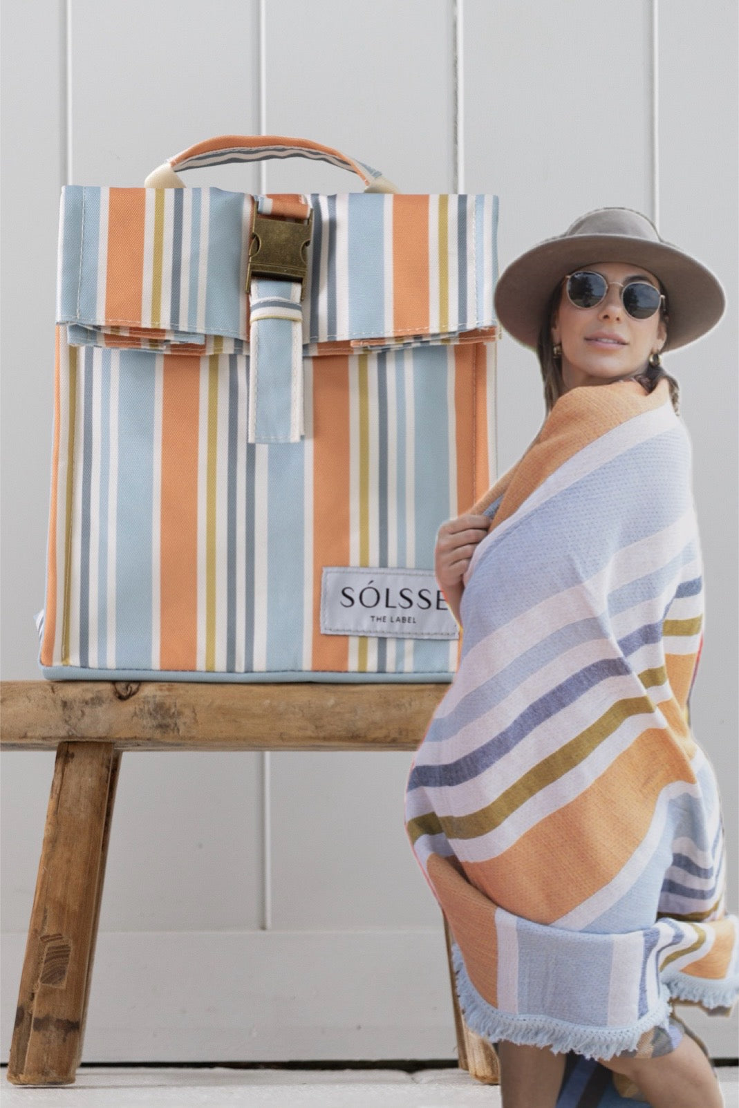 Port Douglas Stripe Rug & Folded Satchel Bundle